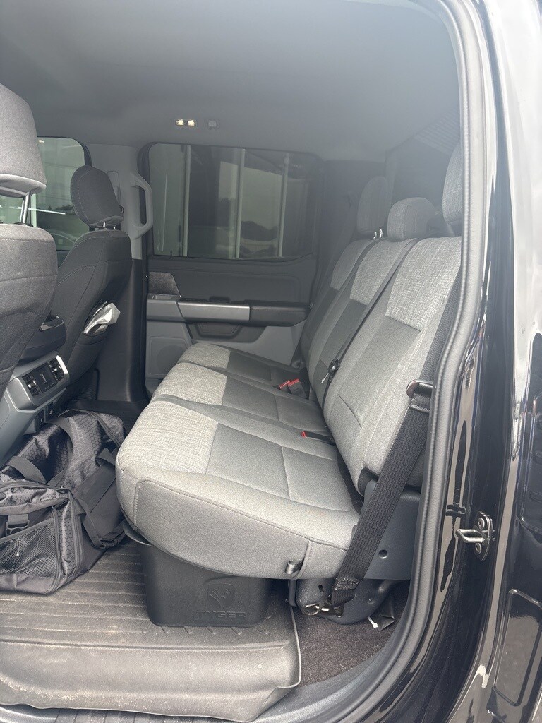 2021 Ford F-150 XLT photo 3