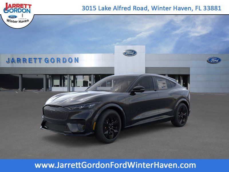2025 Ford Mustang-Mach-e GT's photo