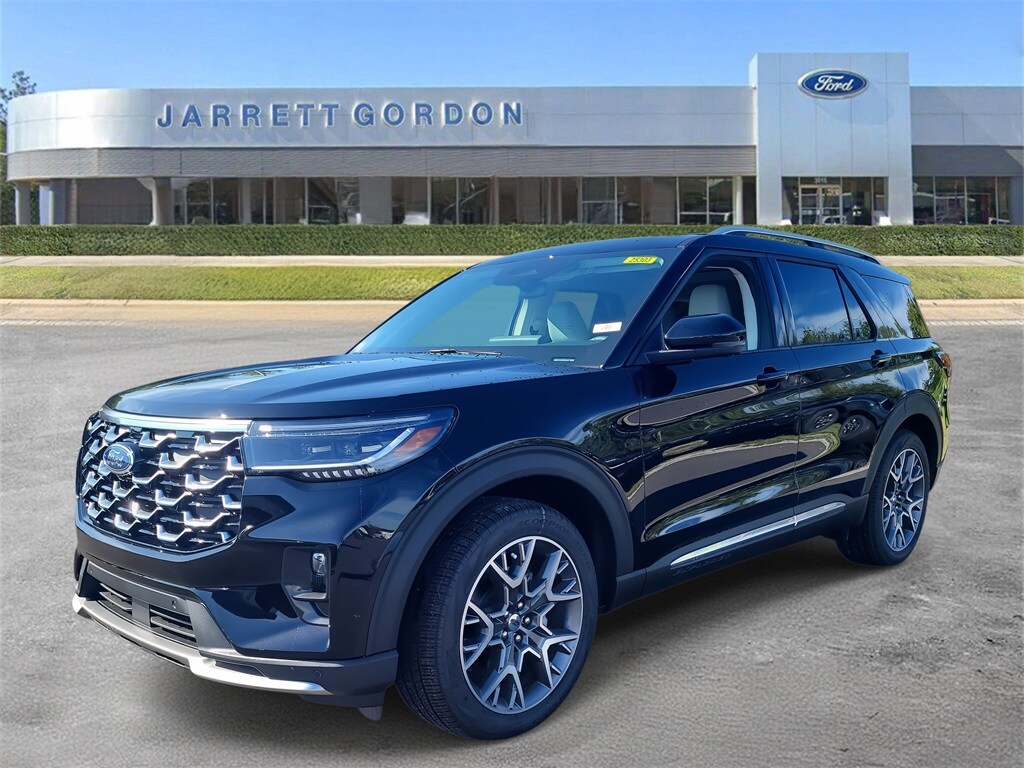 2025 Ford Explorer Platinum photo 2