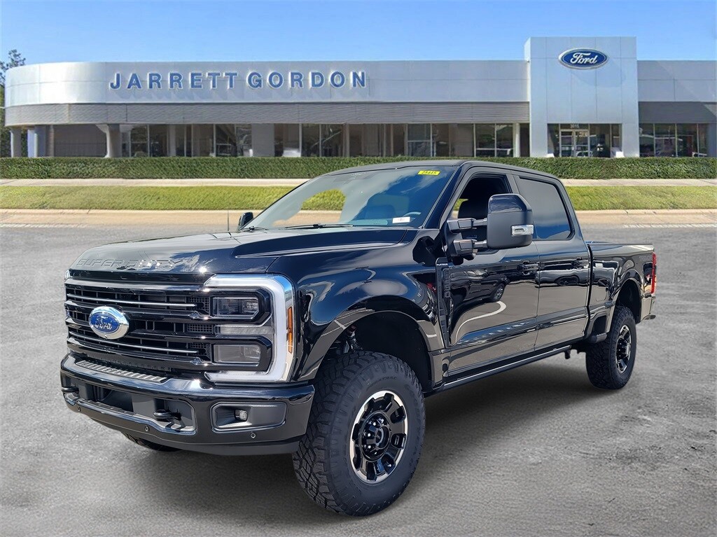 2026 Ford F-250 Platinum photo 2