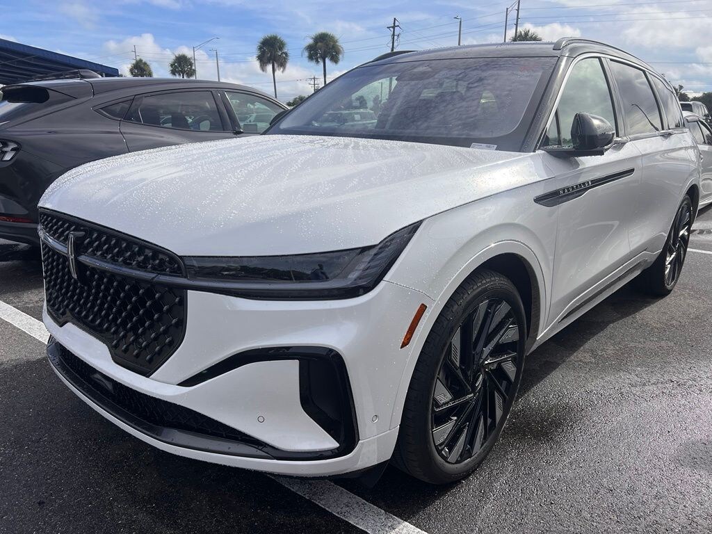 Certified 2024 Lincoln Nautilus Black Label SUV
