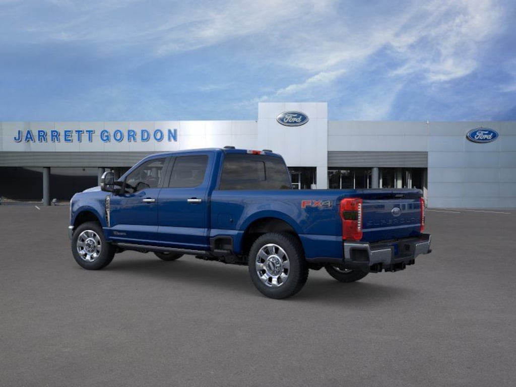 New 2026 Ford F-250 Lariat Truck Crew Cab