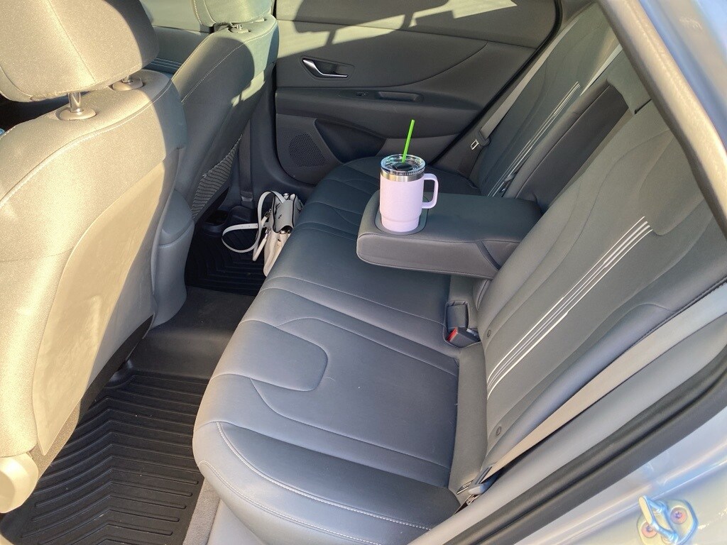 Used 2022 Hyundai Elantra SEL Sedan