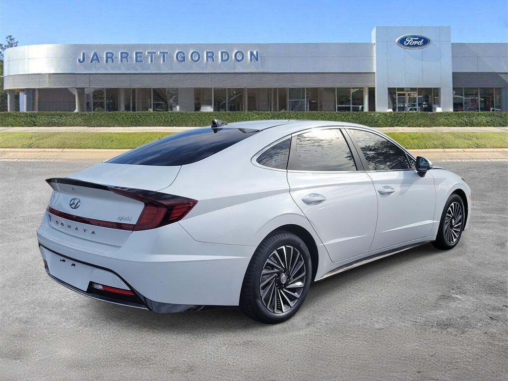 Used 2023 Hyundai Sonata Hybrid SEL Sedan