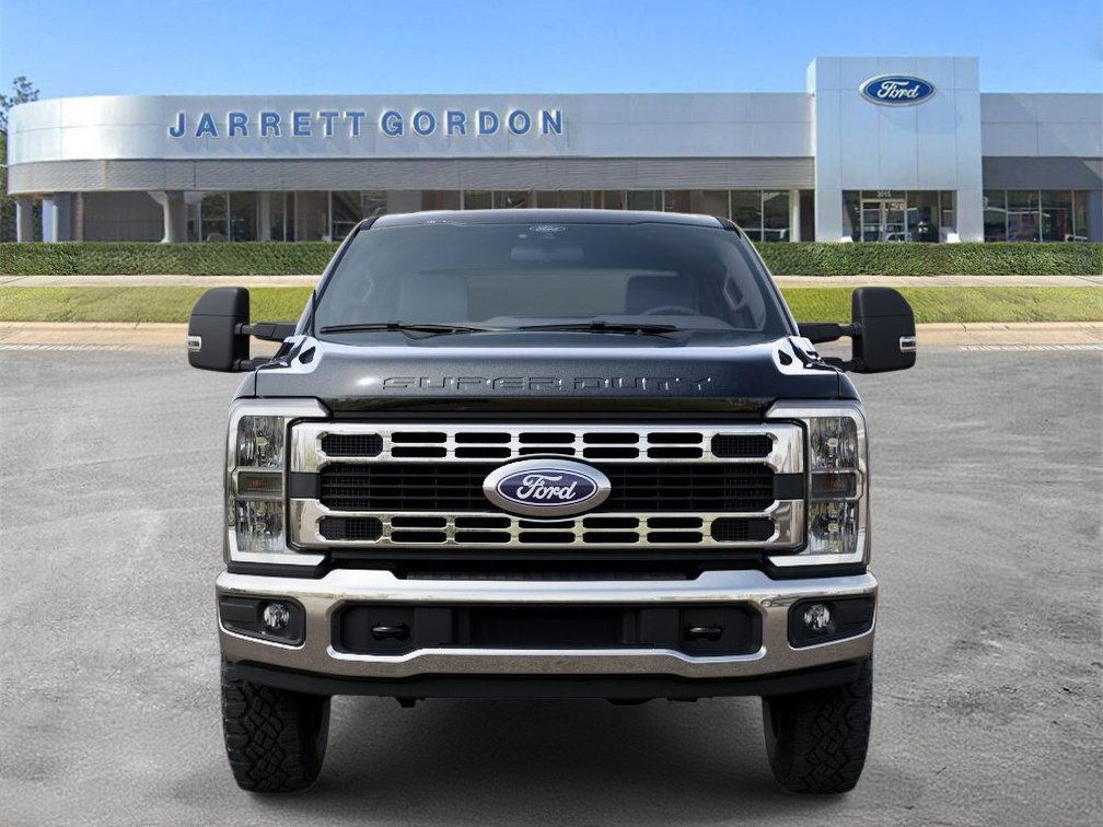 New 2027 Ford F-250 XLT Truck Crew Cab