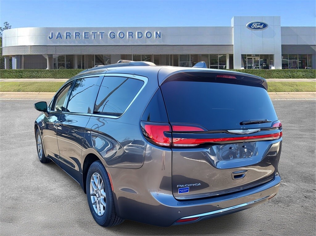 Certified 2021 Chrysler Pacifica Touring Minivan/Van