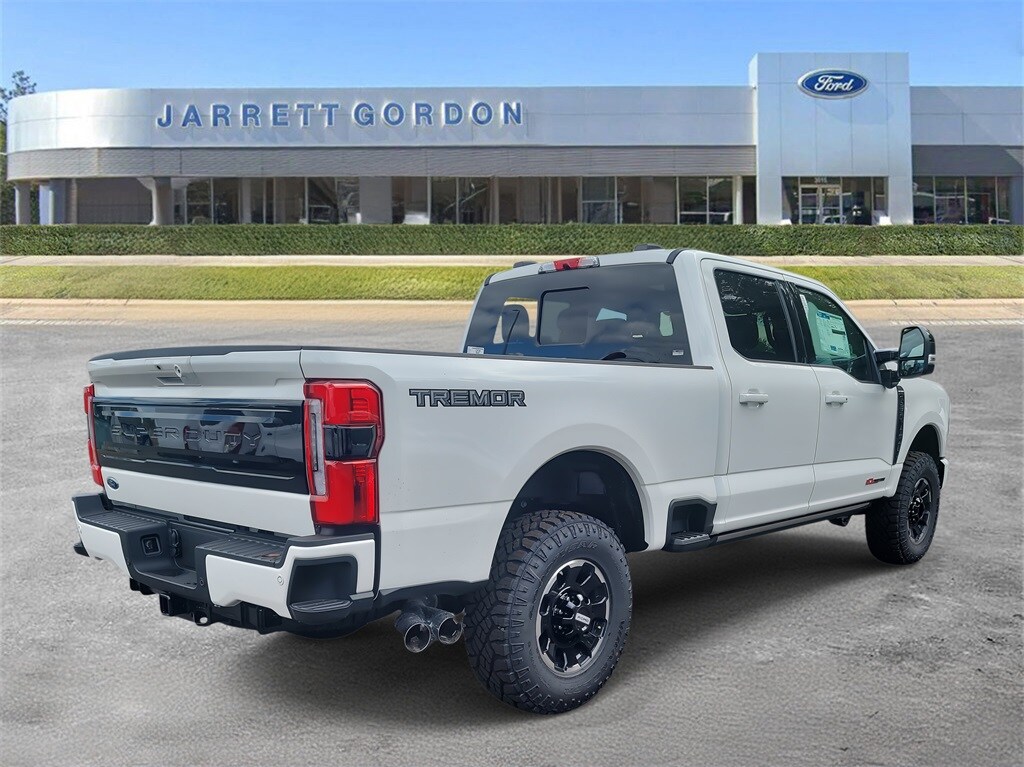 New 2026 Ford F-250 Platinum Truck Crew Cab