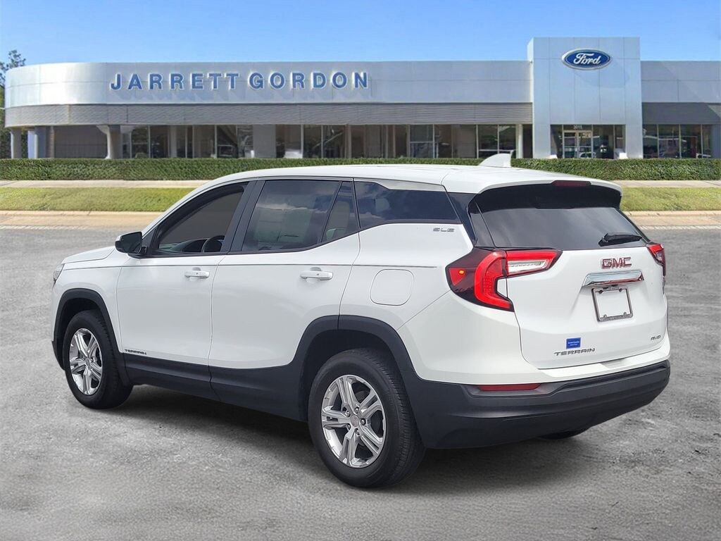 Used 2024 GMC Terrain SLE SUV