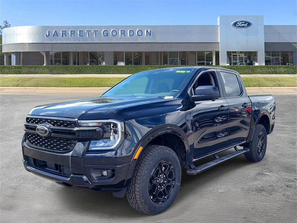 2025 Ford Ranger XLT photo 2