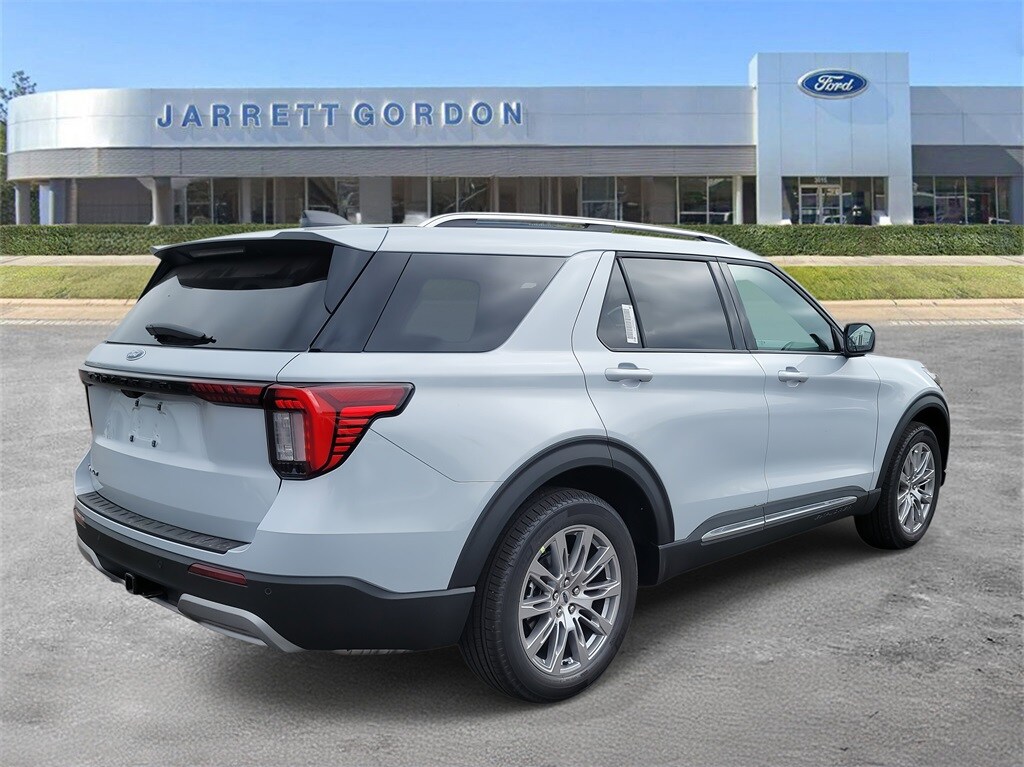 2025 Ford Explorer Platinum photo 4