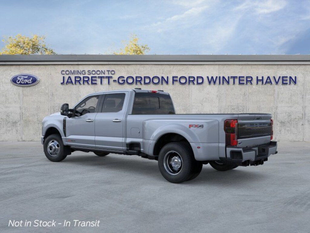 New 2026 Ford F-350 Platinum Truck Crew Cab