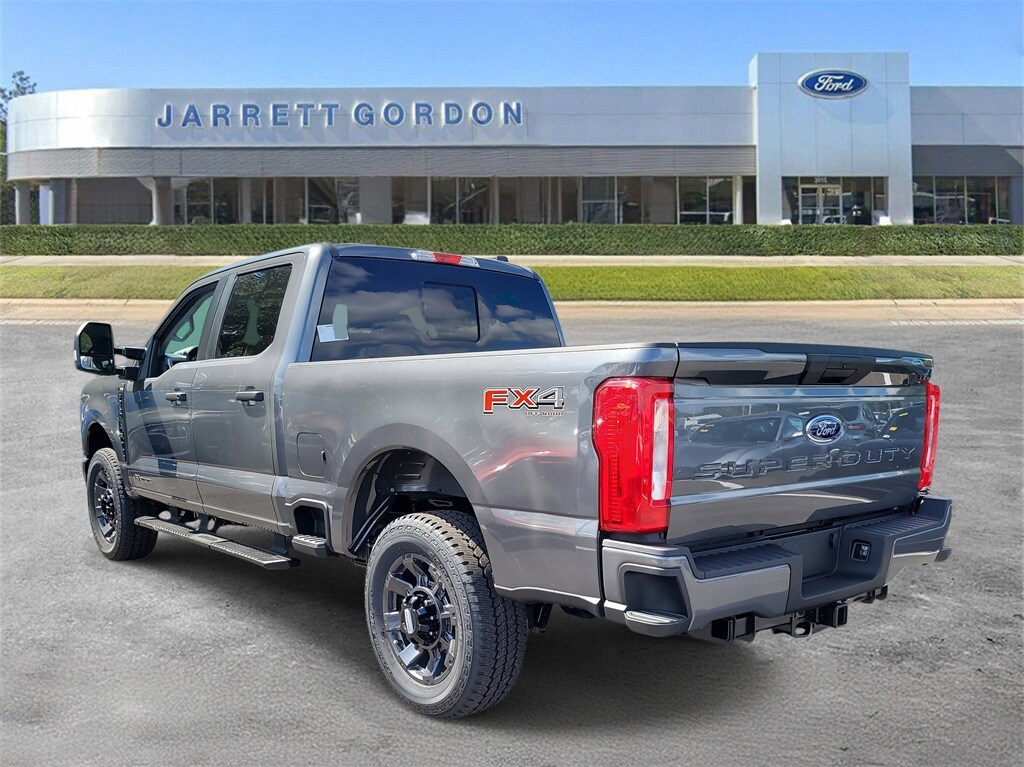 2026 Ford F-250 XL photo 3