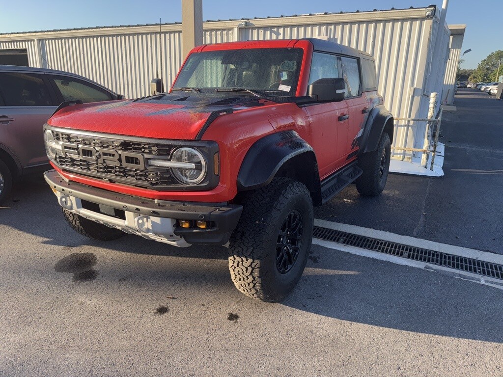 2022 Ford Bronco Raptor photo 2