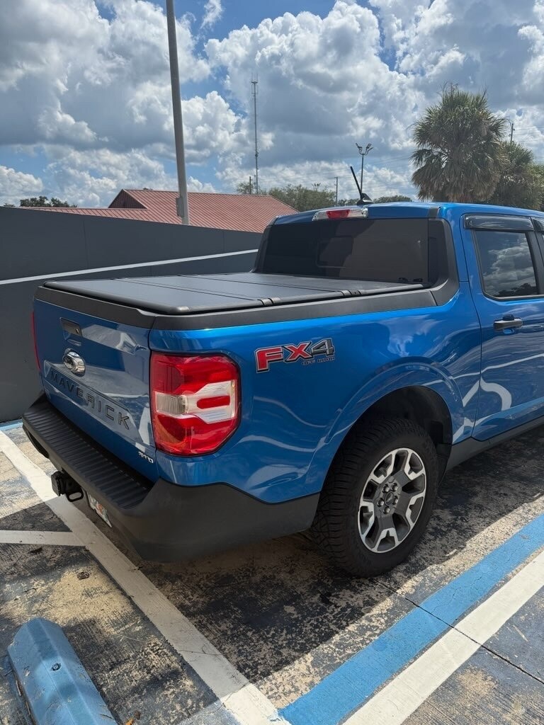2022 Ford Maverick XLT photo 3