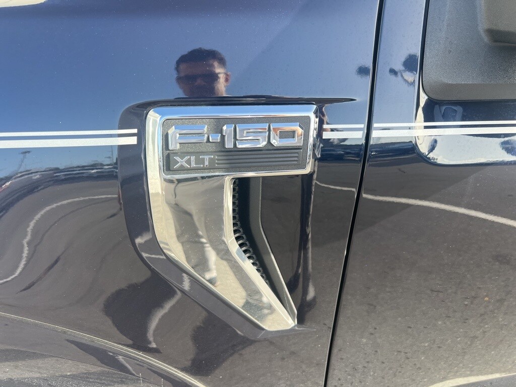 2021 Ford F-150 XLT photo 3