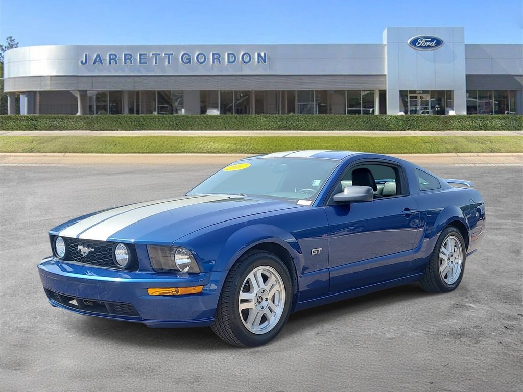 Used 2007 Ford Mustang GT Deluxe Coupe