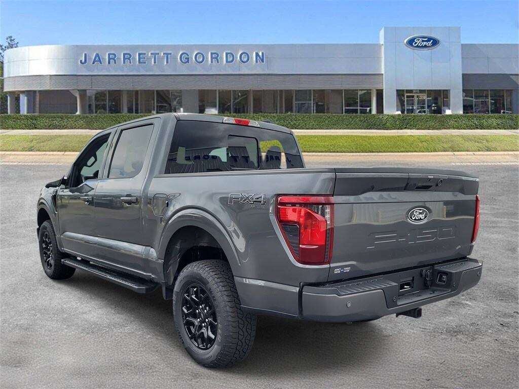 2025 Ford F-150 XLT photo 3