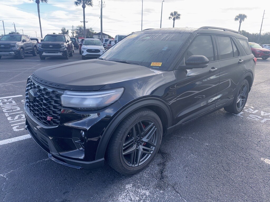 Used 2025 Ford Explorer ST SUV