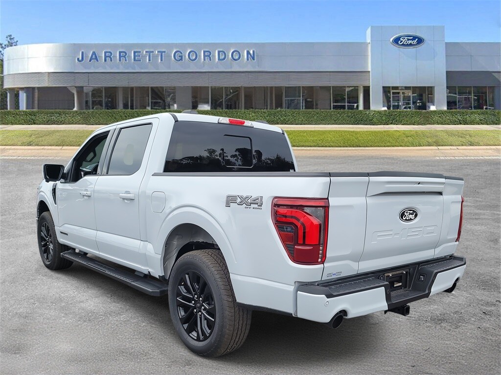2025 Ford F-150 Lariat photo 3