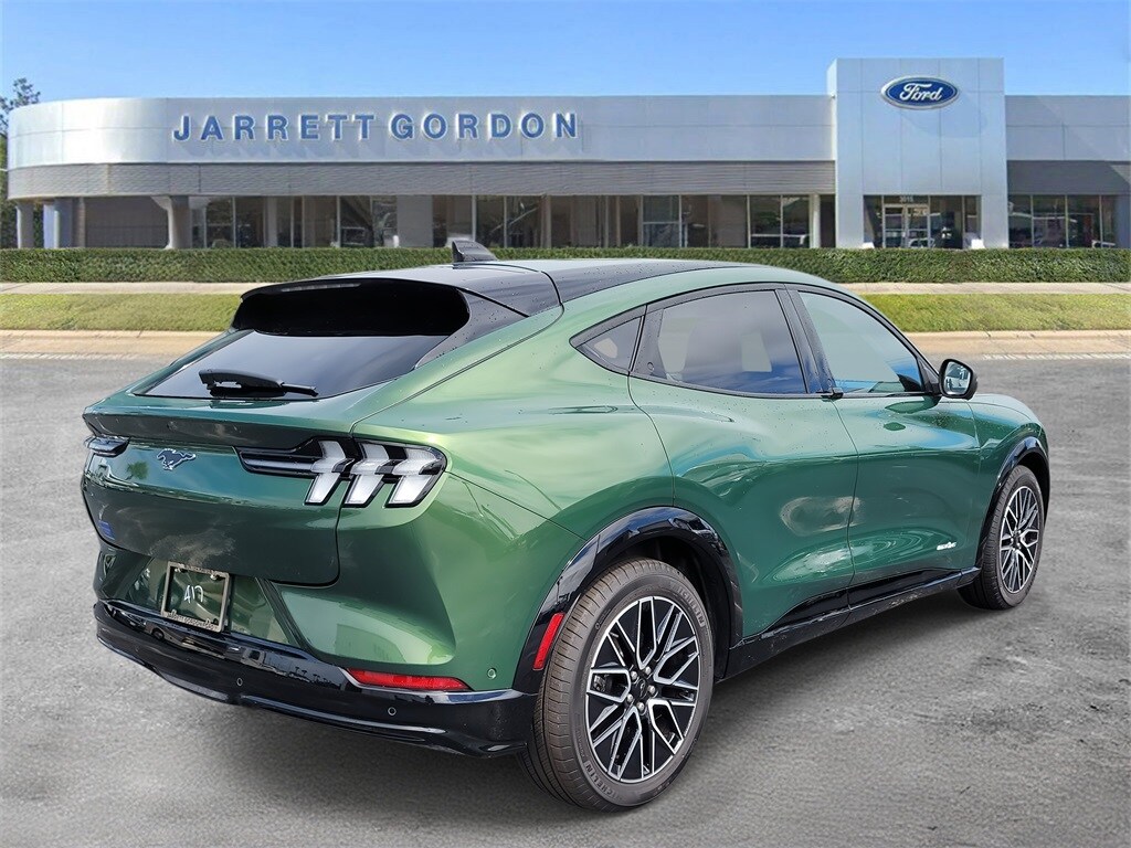 2024 Ford Mustang Mach-E Premium photo 4
