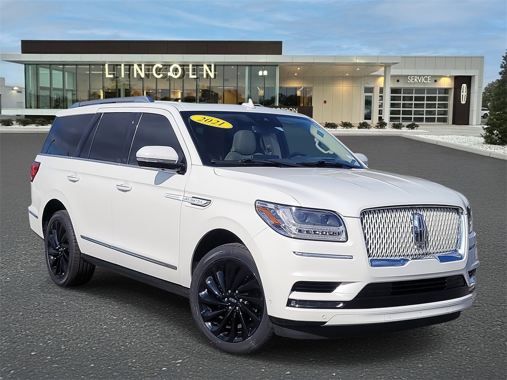 2021 Lincoln Navigator Reserve's photo