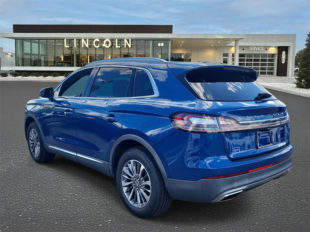 2020 Lincoln Nautilus Standard photo 2