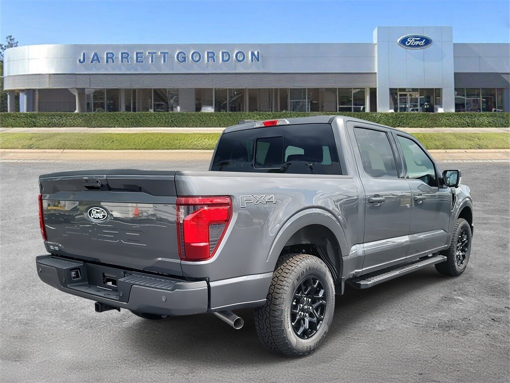 2025 Ford F-150 XLT photo 4