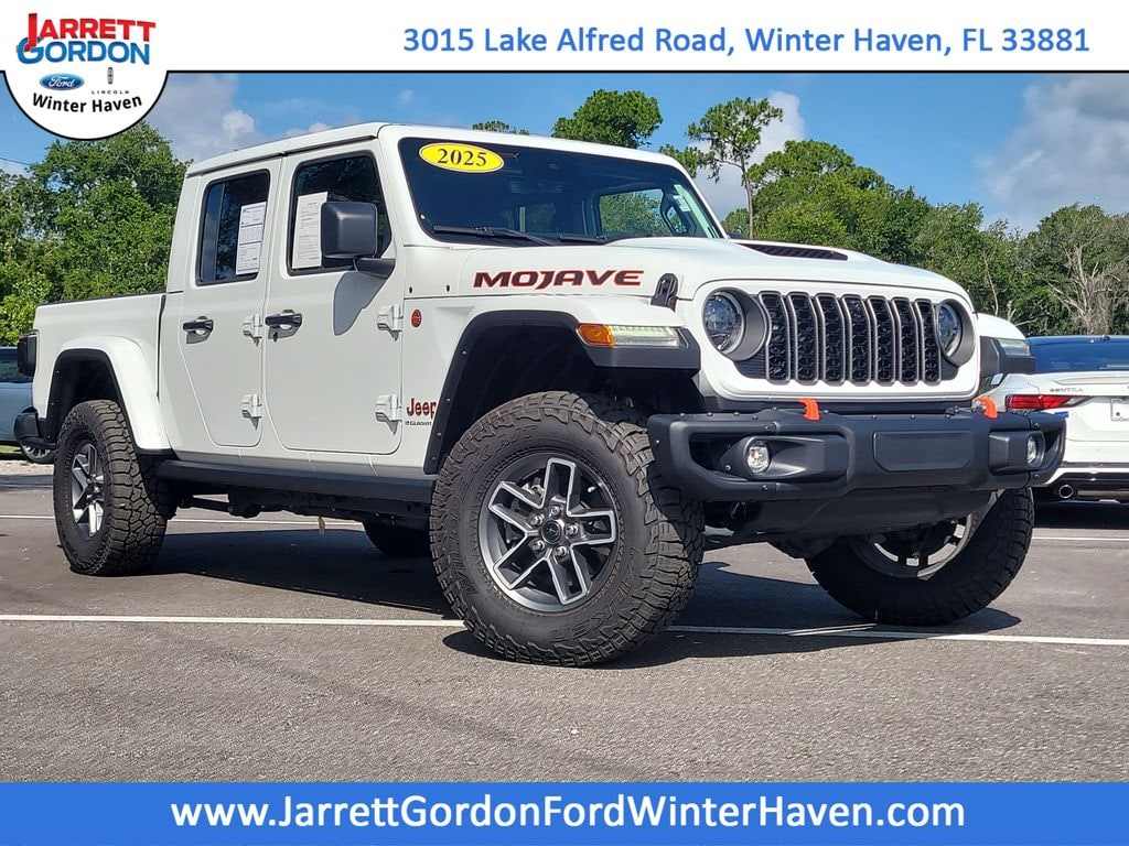 Certified 2025 Jeep Gladiator Mojave Truck