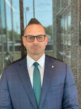 Staff member Victor Ballesteros  from ID_80c372