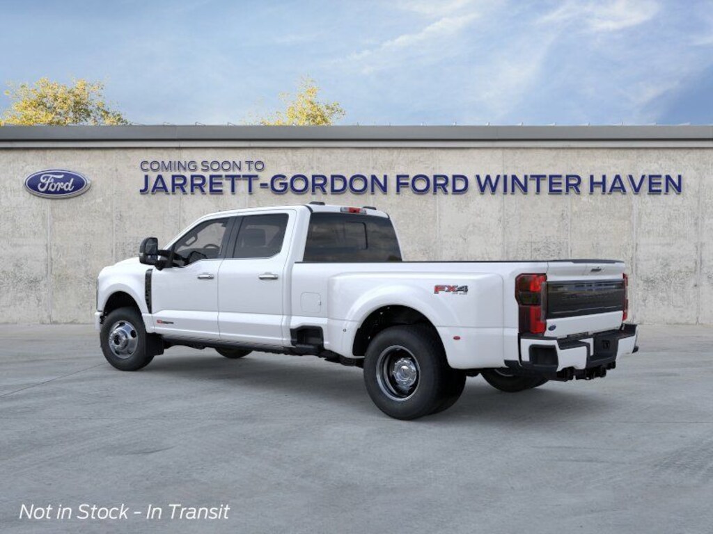 New 2026 Ford F-350 Platinum Truck Crew Cab