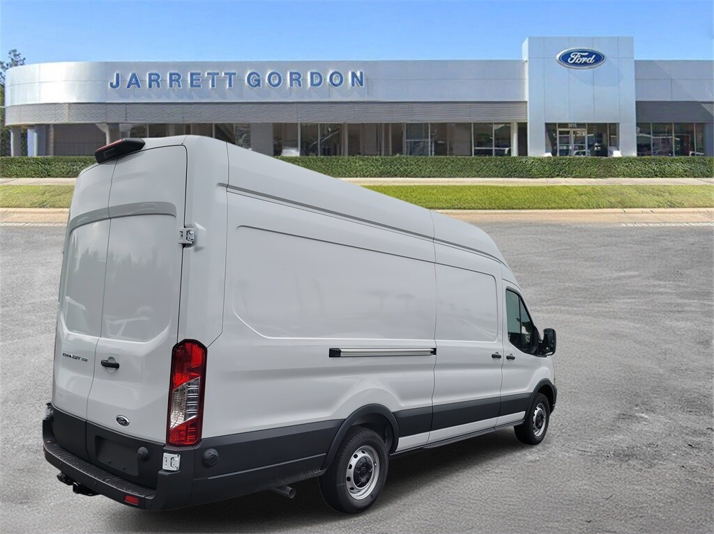 2025 Ford Transit Cargo Van photo 3