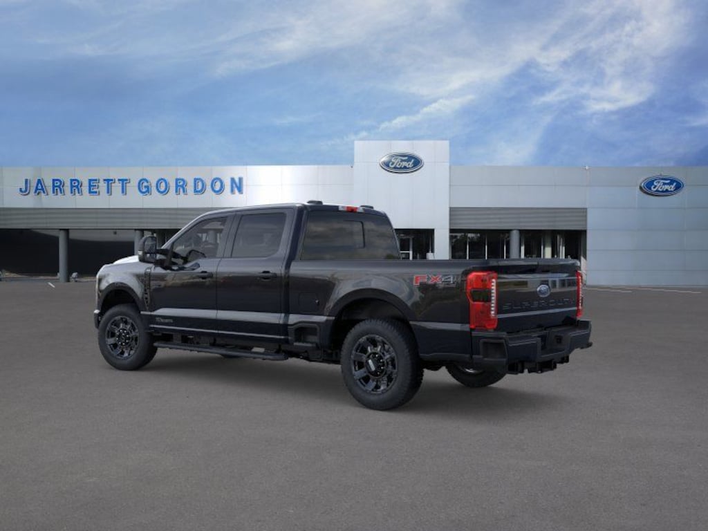 New 2026 Ford F-250 XL Truck Crew Cab