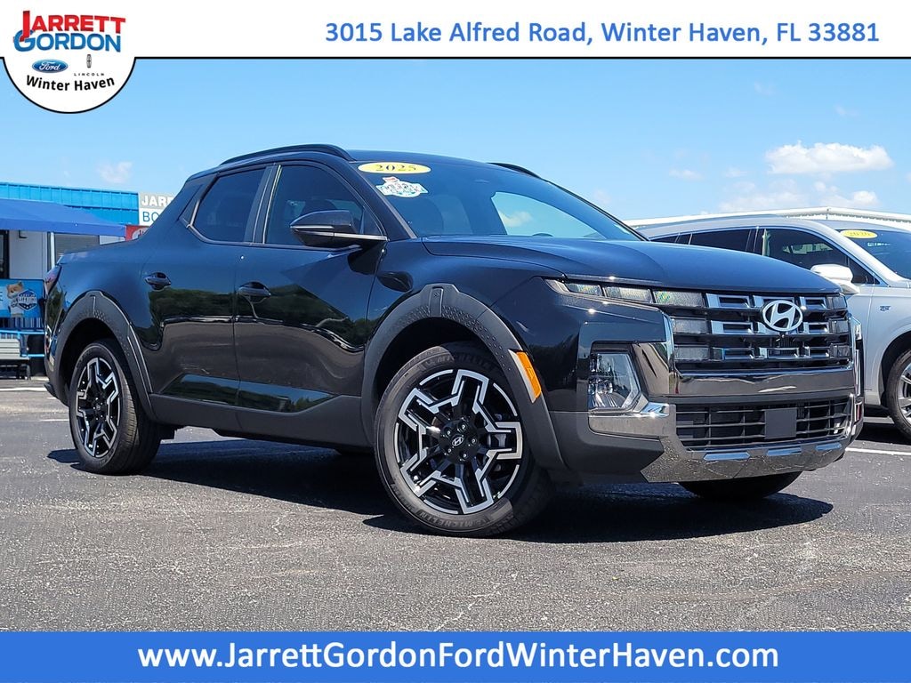 Certified 2025 Hyundai Santa Cruz Limited Truck