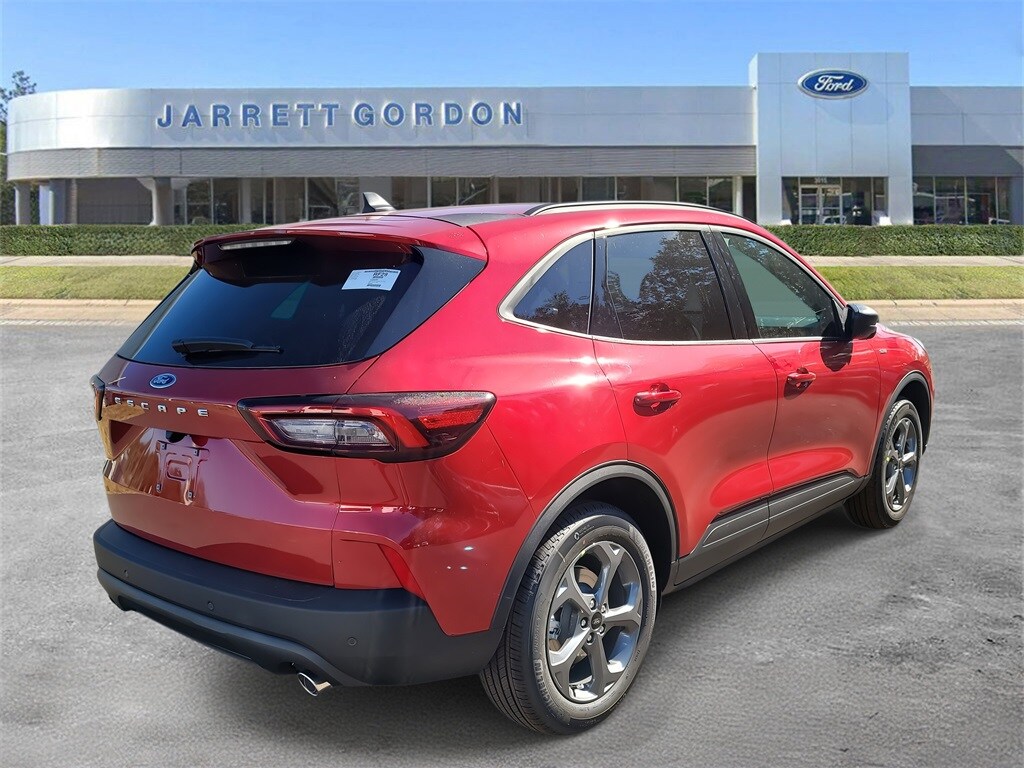 2026 Ford Escape ST-Line photo 3