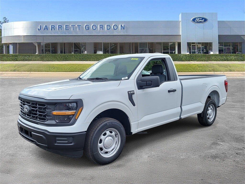 2025 Ford F-150 XL photo 2