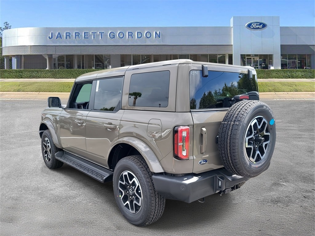 New 2025 Ford Bronco Outer Banks SUV