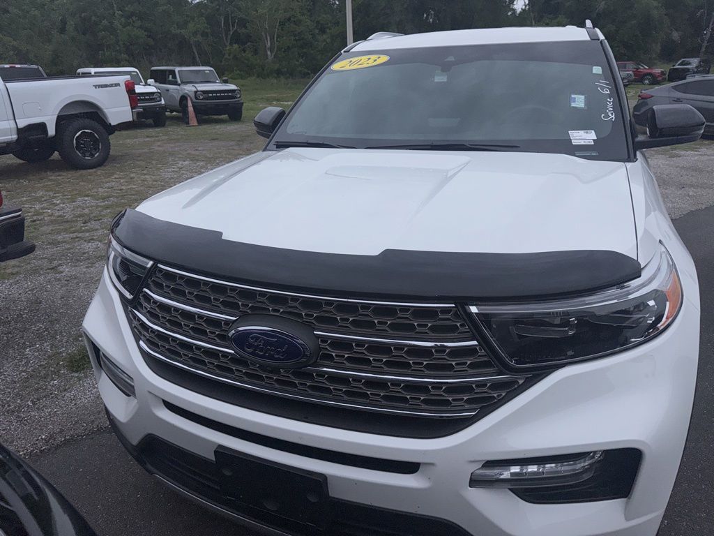 2023 Ford Explorer King Ranch 4WD's photo