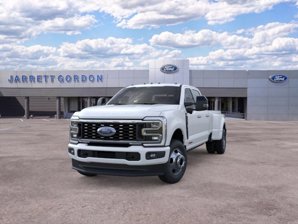 New 2026 Ford F-350 Platinum Truck Crew Cab