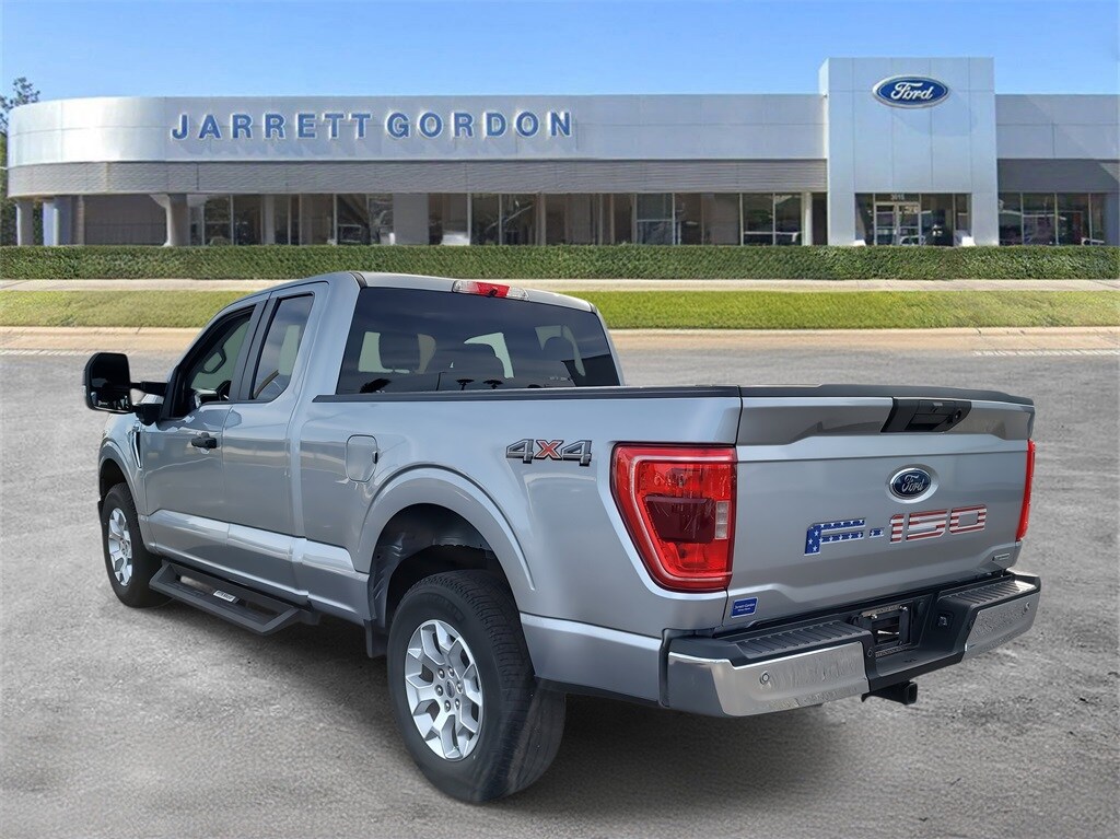 2022 Ford F-150 XLT photo 3