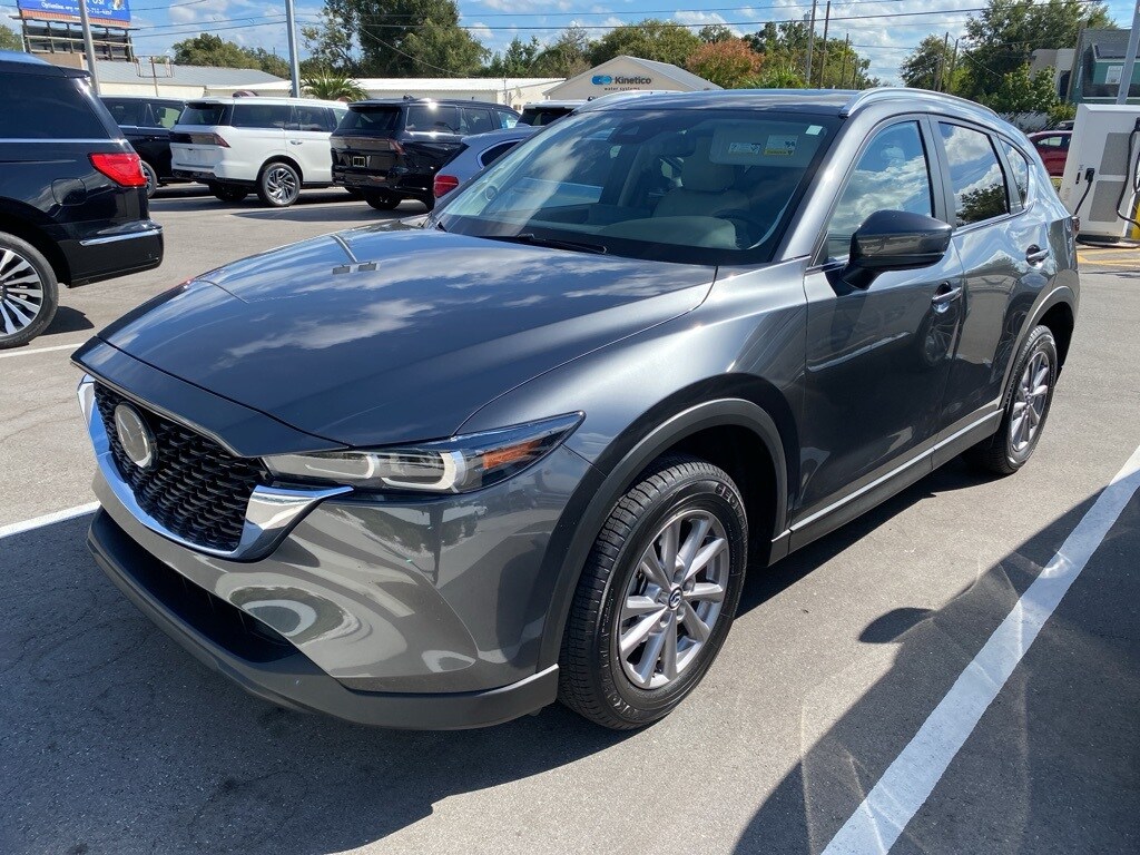 2022 Mazda CX-5 2.5 S Preferred photo 2