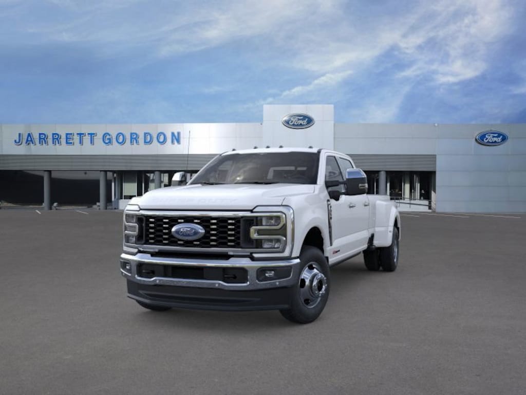 New 2026 Ford F-350 King Ranch Truck Crew Cab