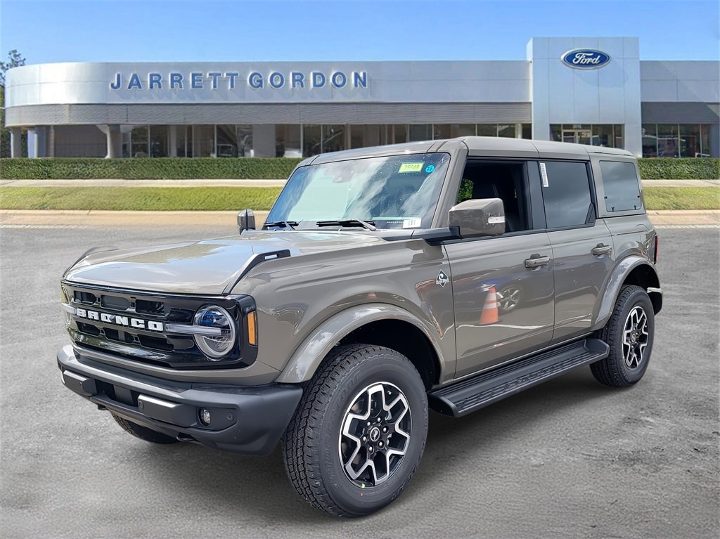 New 2025 Ford Bronco Outer Banks SUV