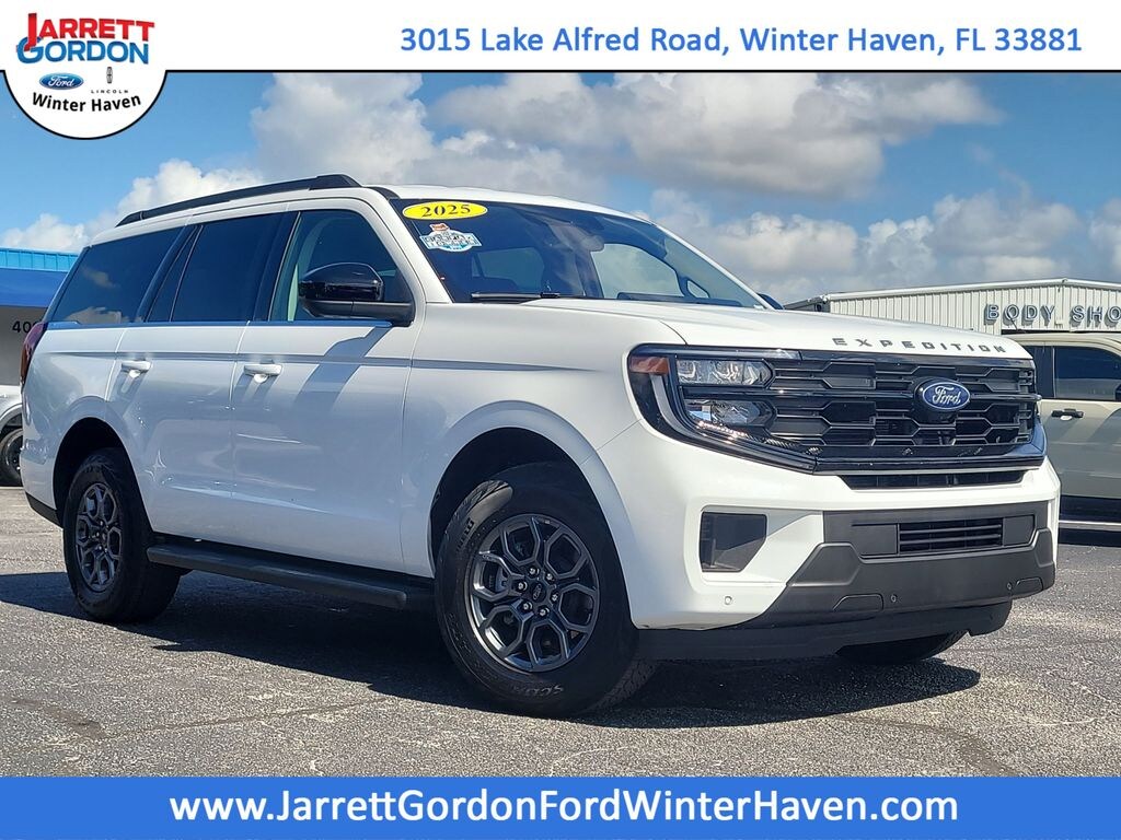 Used 2025 Ford Expedition Active SUV