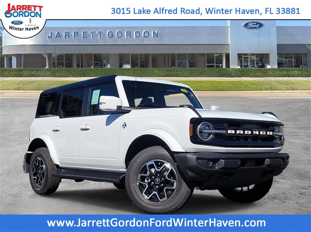 2025 Ford Bronco 4-Door Outer Banks's photo