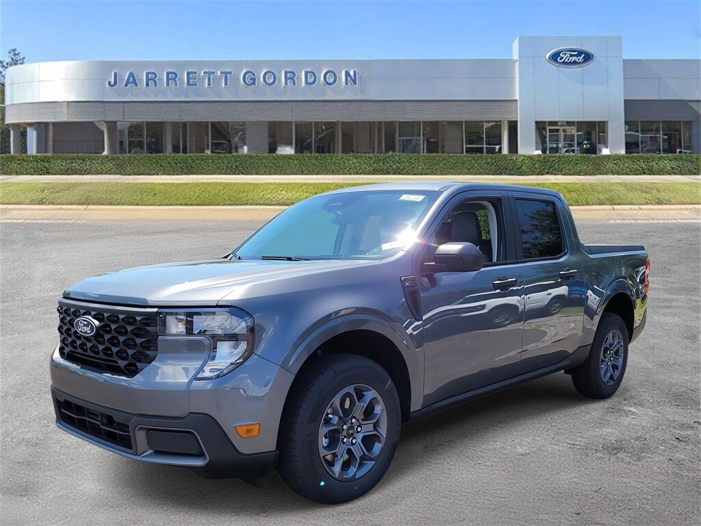 2025 Ford Maverick XLT photo 2