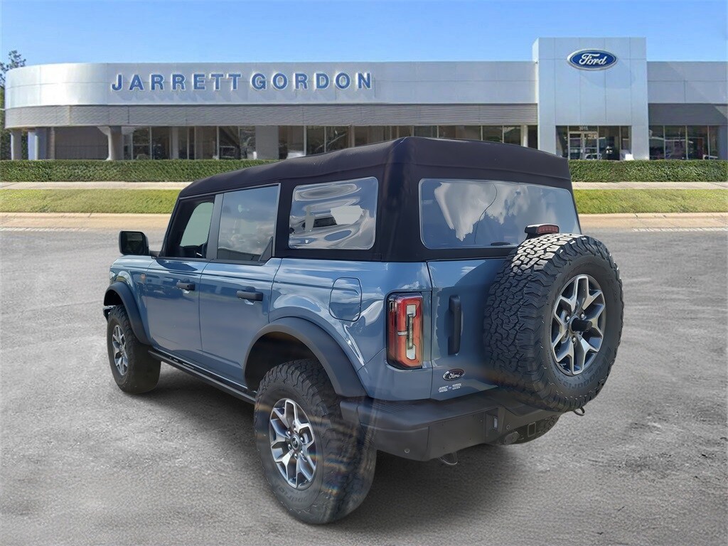 2025 Ford Bronco Badlands photo 3