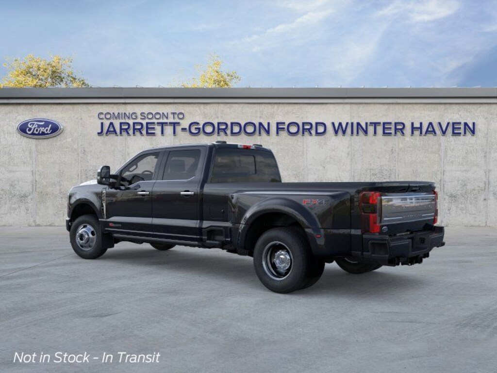 New 2026 Ford F-350 Platinum Truck Crew Cab