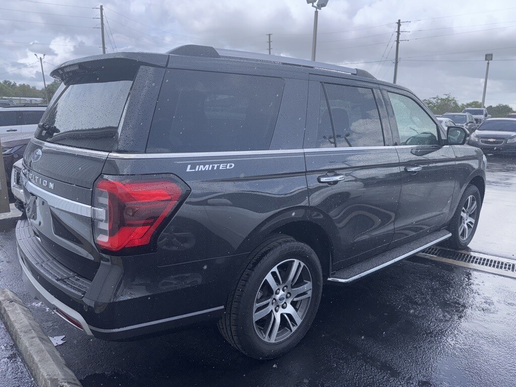 2023 Ford Expedition Limited photo 4