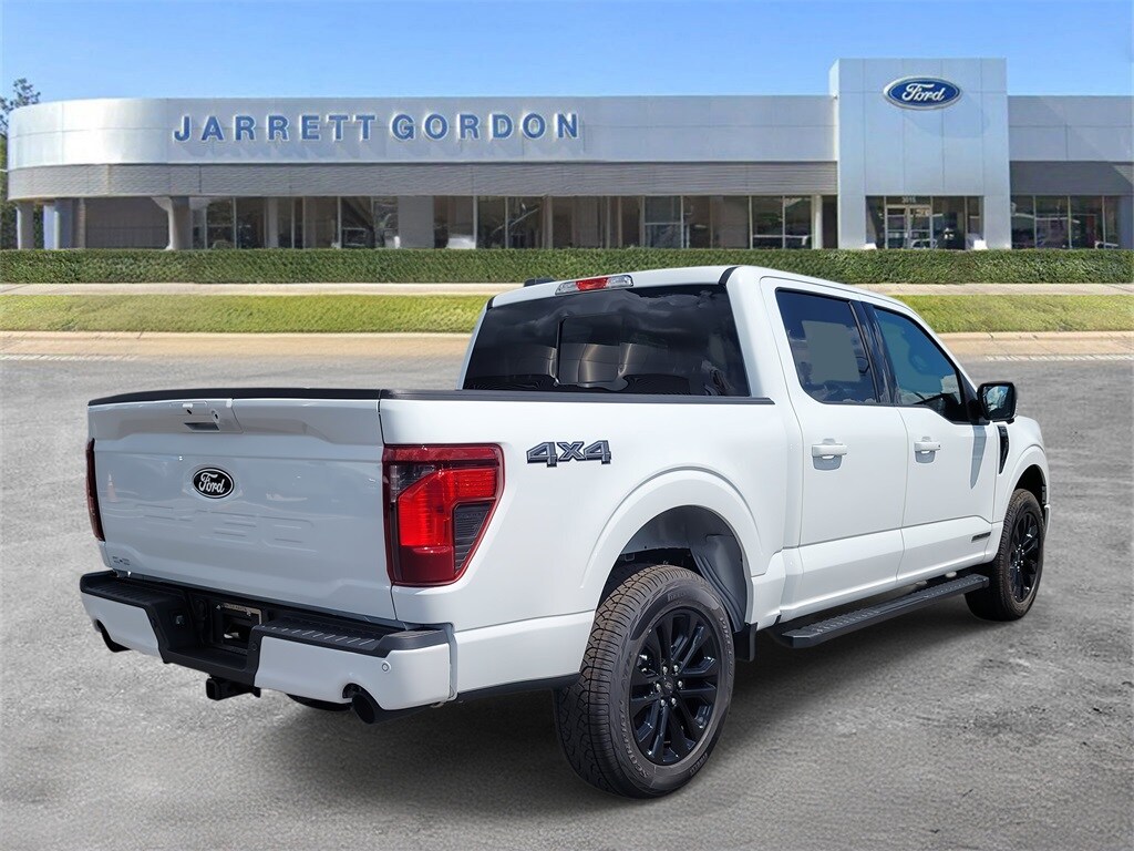 New 2025 Ford F-150 XLT Truck SuperCrew Cab