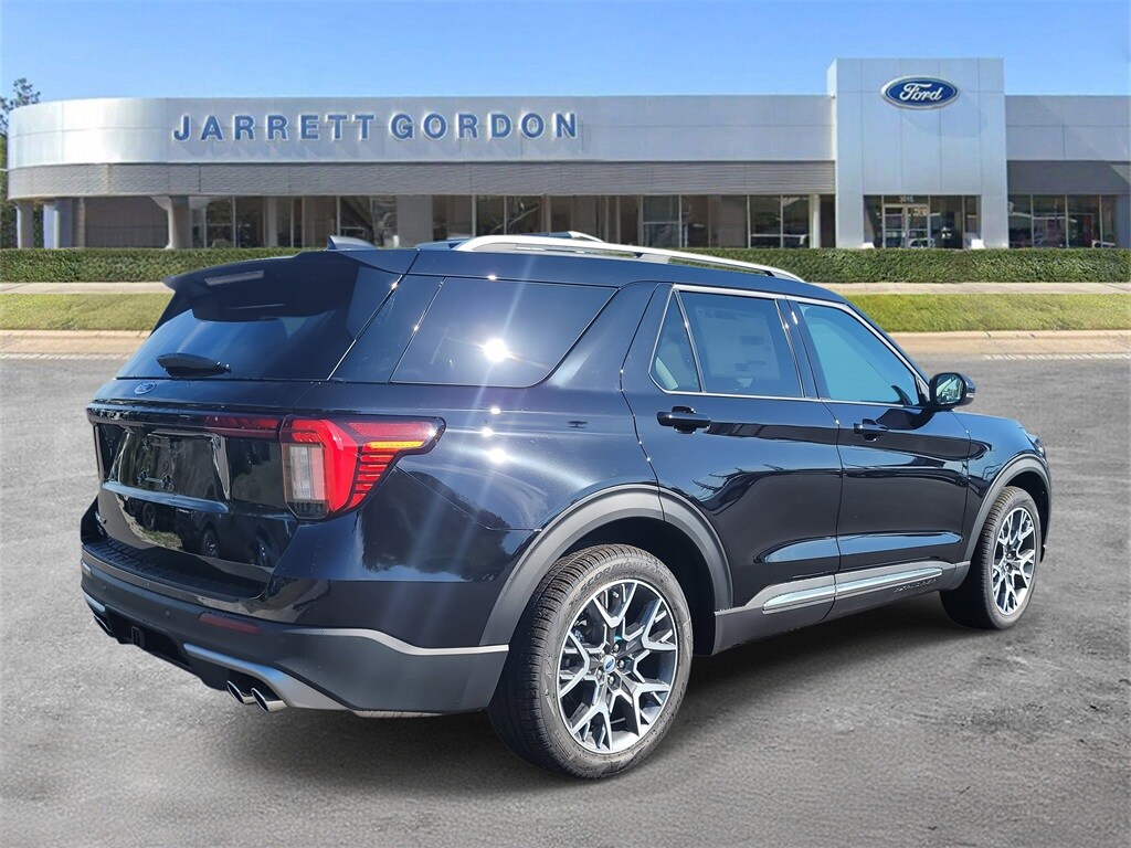 2025 Ford Explorer Platinum photo 4
